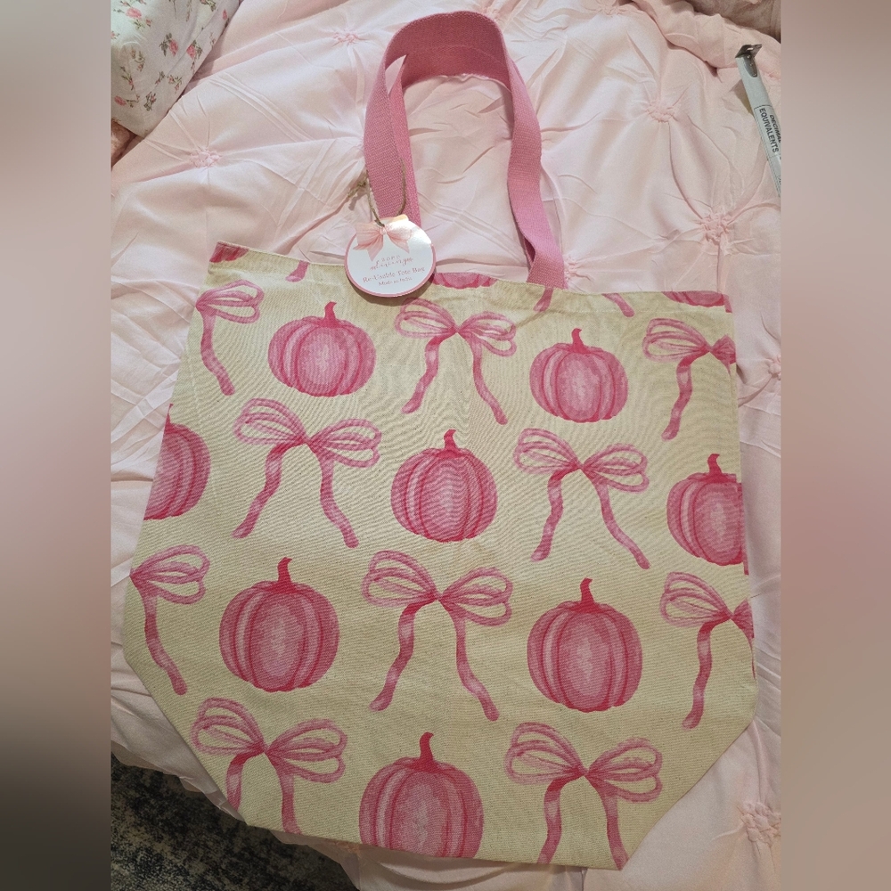 Charming Pink Bow & Pink Pumpkin Cream Tote Bag